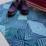 Op maat gemaakte droogloopmat Diamond in petrol met grafisch diamantpatroon – design deurmat voor binnen van Studio LilaLine