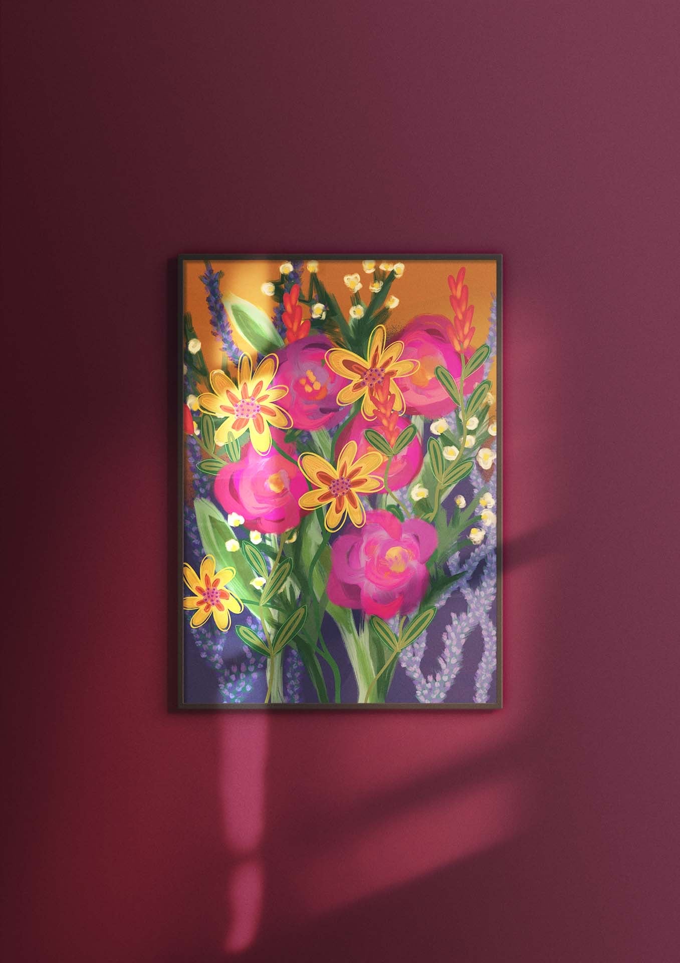 Art print van Studio LilaLine met een vrolijke wilde bloem in zonnig geel, aangevuld met roze accenten – de bloem heeft een losse, speelse vorm en lijkt net geplukt uit een zomers bloemenveld. De print straalt warmte en optimisme uit en komt prachtig tot zijn recht als poster of ingelijst in een lichte, levendige ruimte.