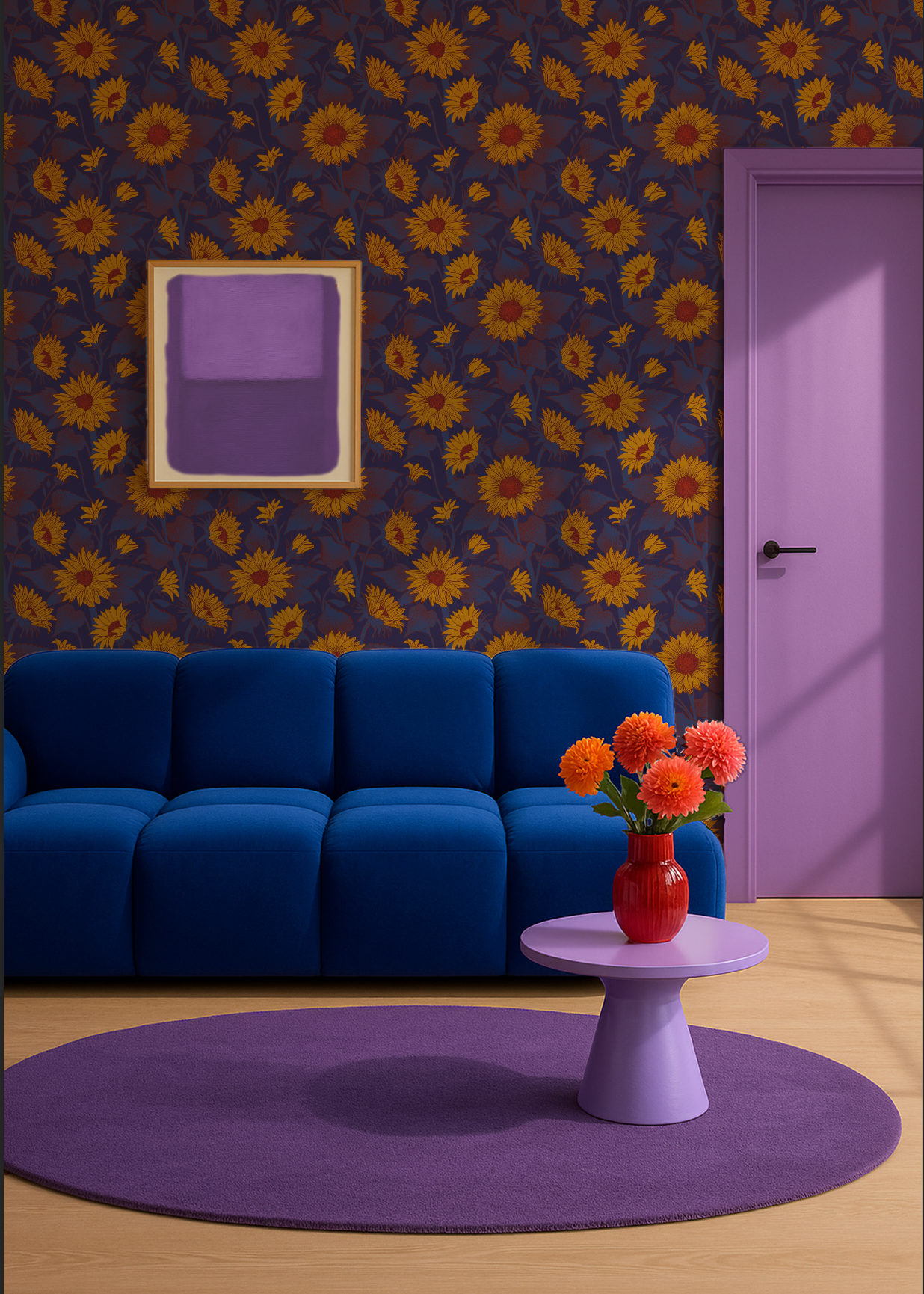 Behang met diepbruine zonnebloemen tegen een mistig blauwe achtergrond. Een rustige, sfeervolle wintervariant met karakter.