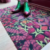 Droogloopmat Jungle Drum met tropische print in groen, knalroze en oranje van Studio LilaLine